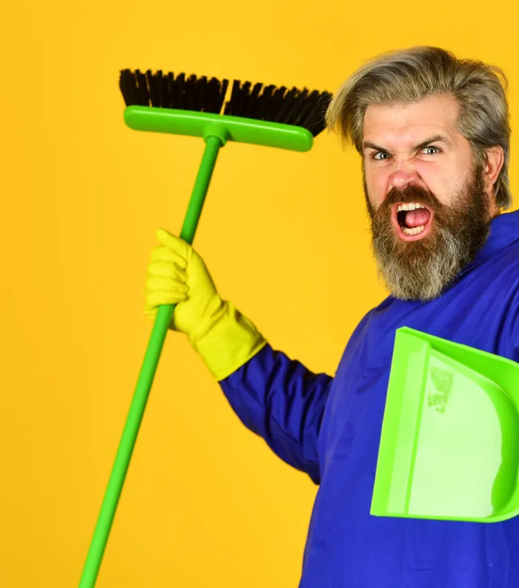 Stellenangebot: Hausmeister bei OBACHT Dresden